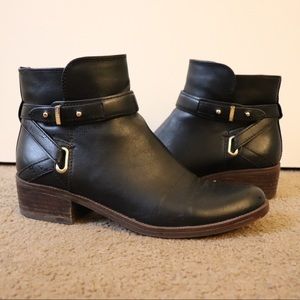 Tommy Hilfiger Booties Size 8